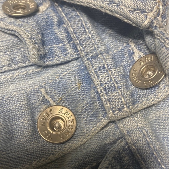 Sleeveless Jean Jacket - Picture 4 of 4